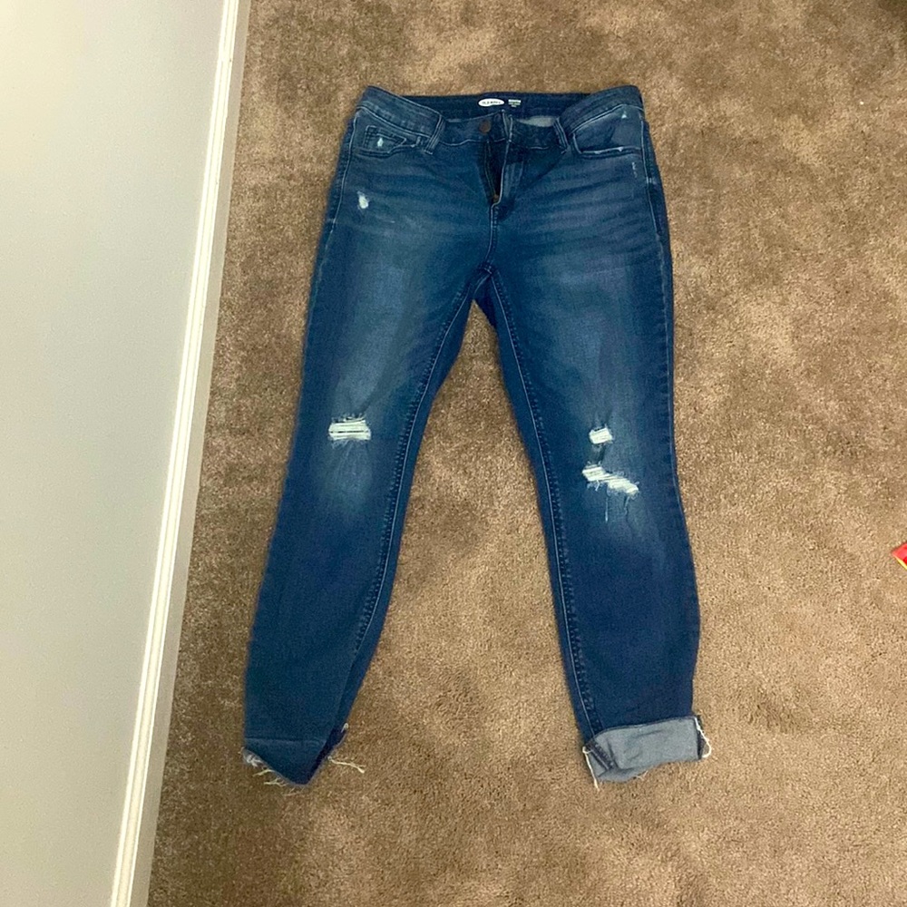 Old Navy Ankle Cut Ripped Jeans